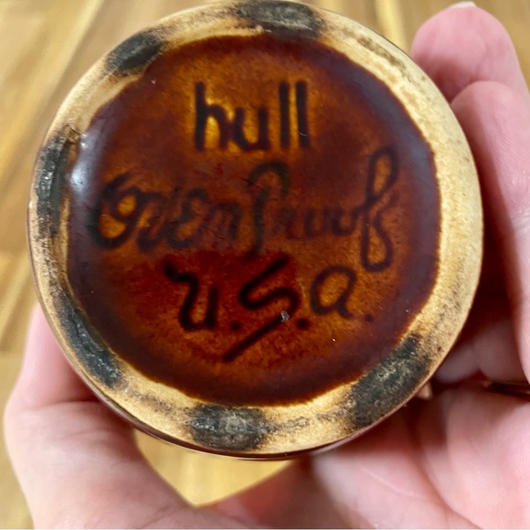 Vintage Hull Oven Proof USA Brown Drip Glaze Creamer 1960’s Kitchen Creamer - Picture 4 of 7